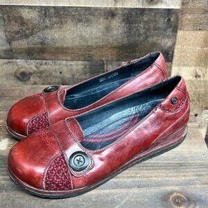Dansko Maroon Leather Low Wedge Flats Fabric/Button Accents Women's Size‎ 41